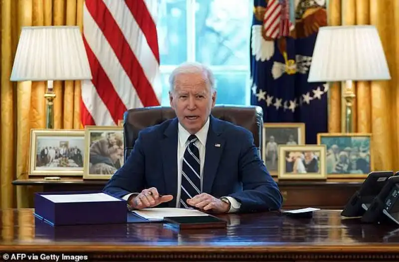 joe biden firma l american rescue plan 