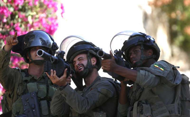 la battaglia per la barba dei soldati in israele 4