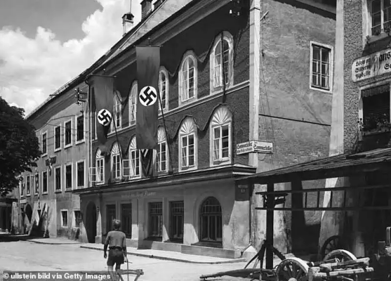 la casa dove e' nato adolf hitler 