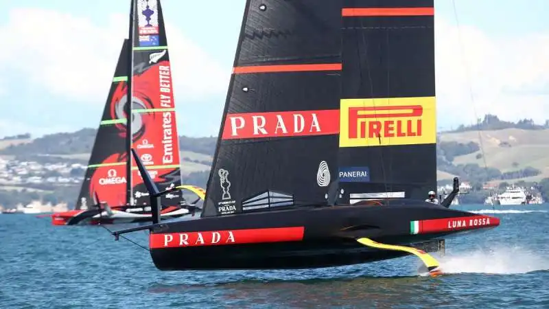 LUNA ROSSA TEAM NEW ZEALAND 1