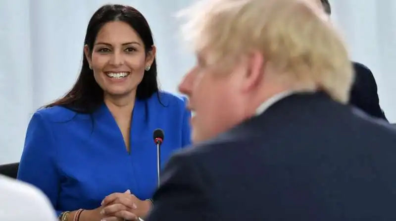 priti patel e boris johnson