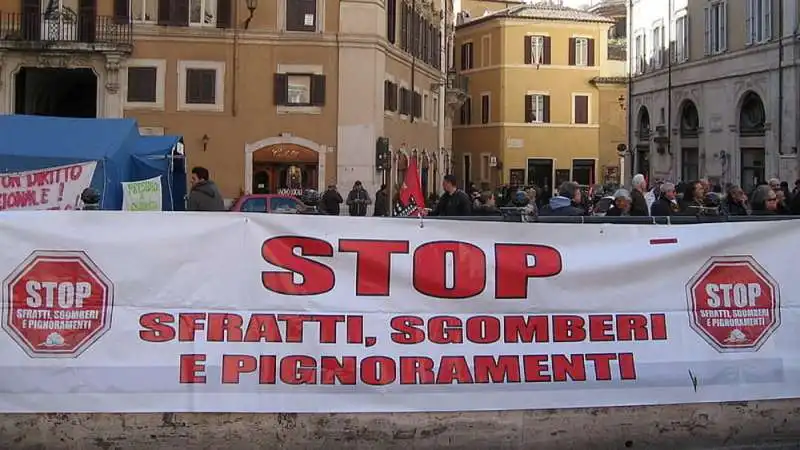 protesta contro gli sfratti