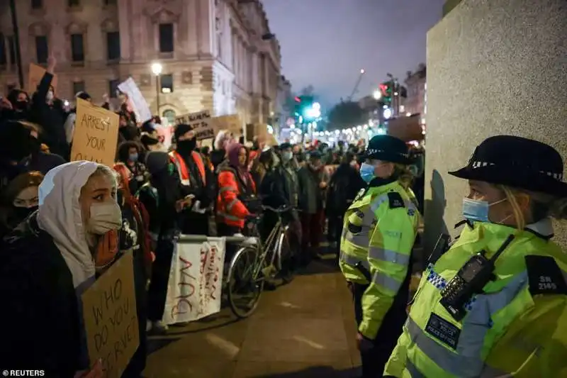 proteste davanti scotland yard 7