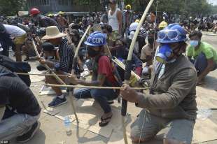 proteste in birmania 20