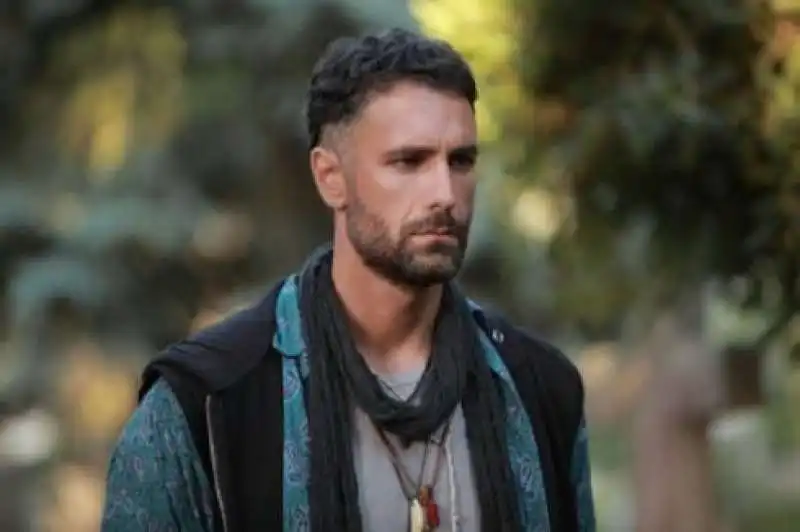 raoul bova capitano ultimo