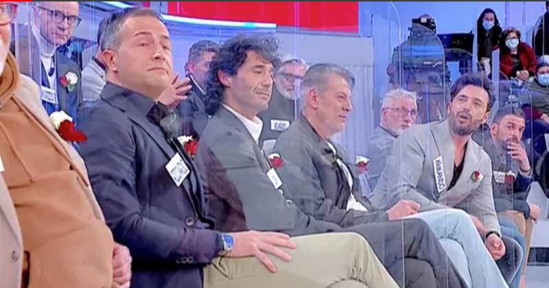 scazzo tra armando e riccardo a 'uomini e donne' 4