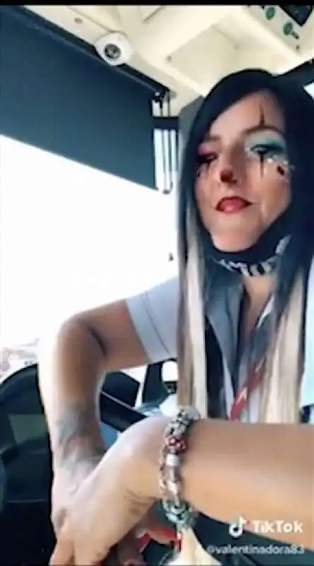 valentina d'orazio – autista atac su tiktok 