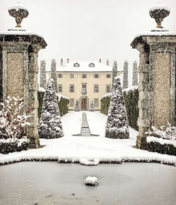 villa balbiano sotto la neve