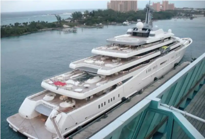 ABRAMOVICH YACHT ECLIPSE