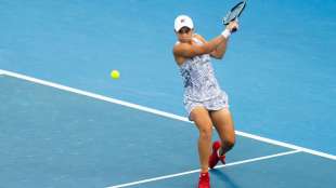 ASHLEIGH BARTY 77