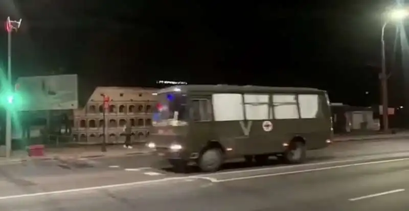 autobus ambulanza per i soldati russi 