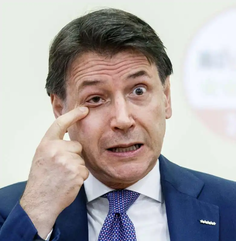 conferenza stampa di giuseppe conte al termine della riunione dei comitati del m5s   6