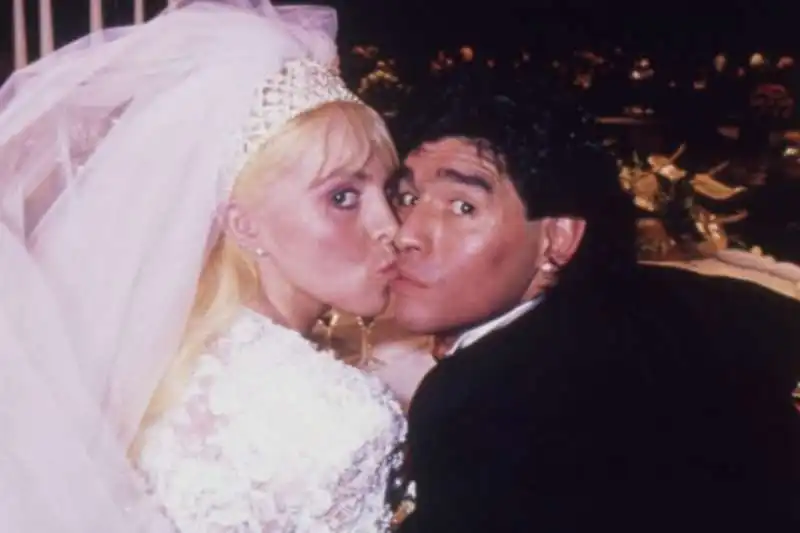 DIEGO ARMANDO MARADONA CLAUDIA VILLAFANE 