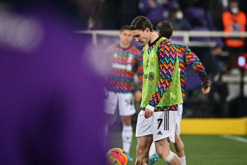 dusan vlahovic in fiorentina juventus 18