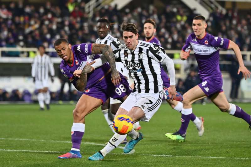 dusan vlahovic in fiorentina juventus 8