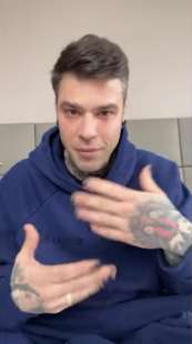 fedez in lacrime racconta di avere una malattia 6