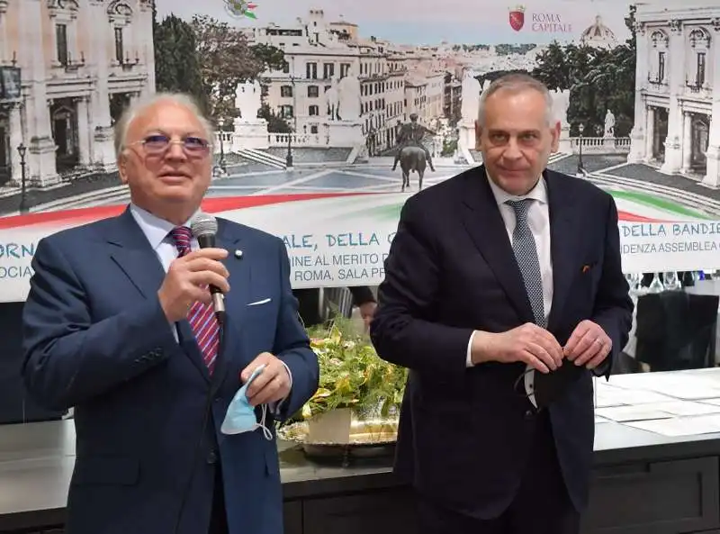 francesco tagliente con il capo della polizia lamberto giannini  foto di bacco