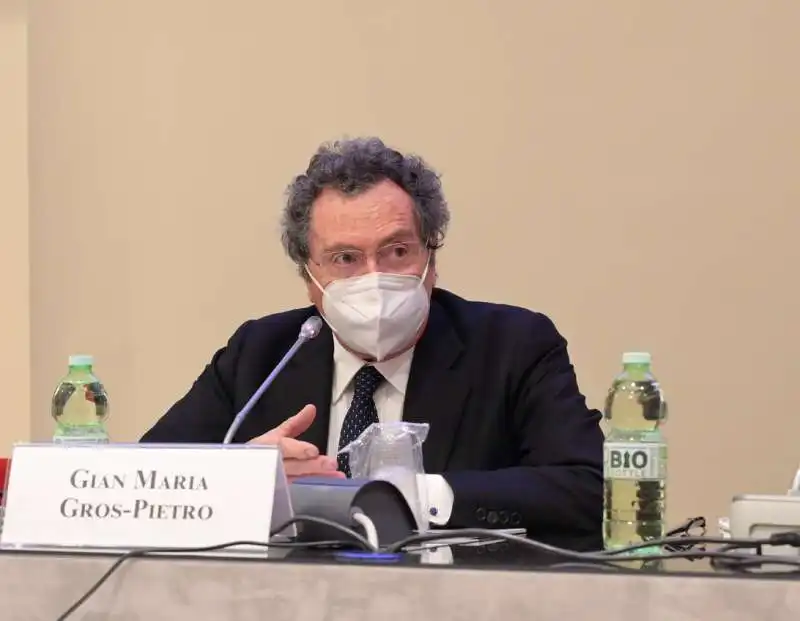 gian maria gros pietro presidente banca intesa  foto di bacco