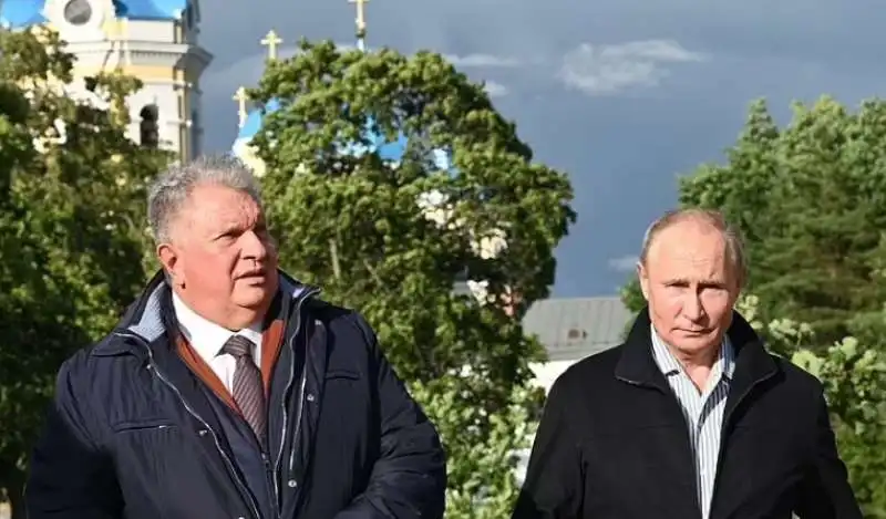  igor sechin vladimir putin