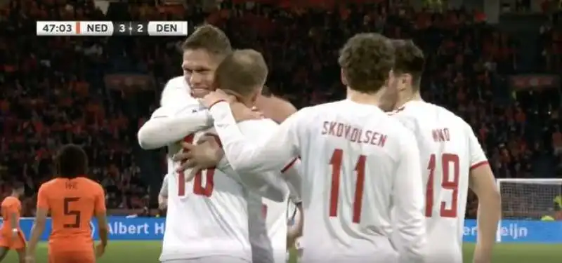 il gol di christian eriksen contro l olanda 