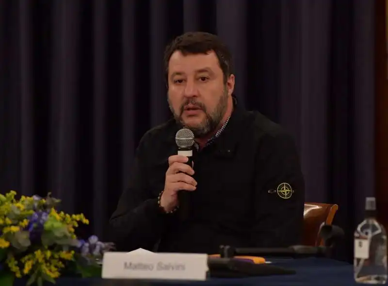 intervento di matteo salvini  foto di bacco (2)