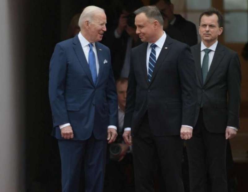 joe biden andrzej duda