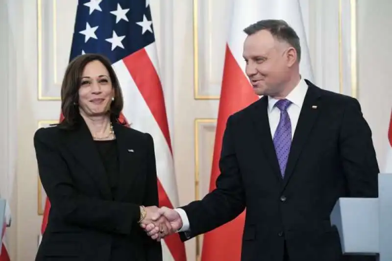 kamala harris andrzej duda 