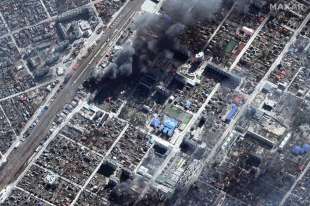 la guerra in ucraina dal satellite