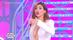 la pupa e il secchione show 6