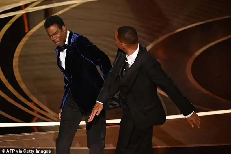 lo schiaffo di will smith a chris rock   oscar 2022