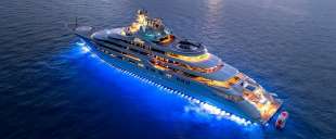 lo yacht di alishar usmanov