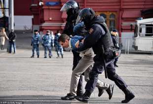 Manifestanti arrestati in Russia 2