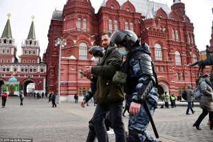 Manifestanti arrestati in Russia 5