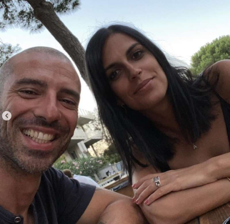 marco melandri con la donna che ha frequentato