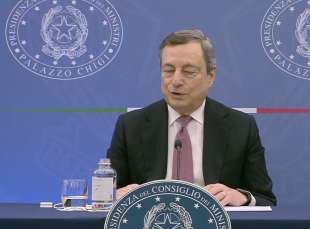 mario draghi in conferenza stampa 4