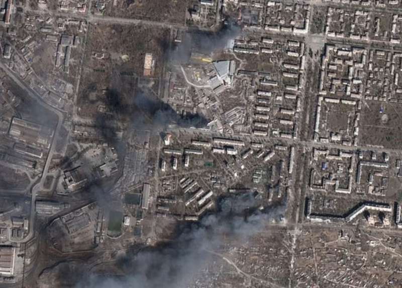 mariupol devastata dai russi 3