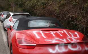 Porsche vandalizzata 2