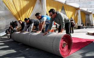 preparativi al dolby theatre per la cerimonia degli oscar