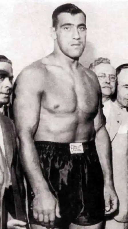 PRIMO CARNERA