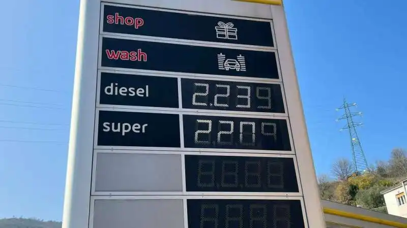 rincari benzina diesel 2