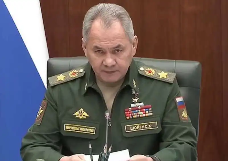 sergei shoigu riappare in video dopo 12 giorni 