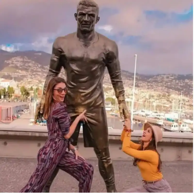 statua cristiano ronaldo