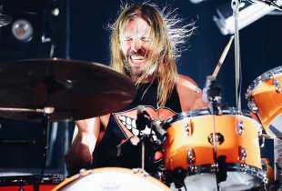 taylor hawkins 2