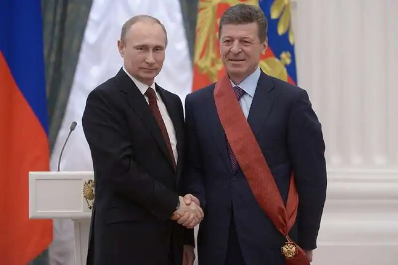 Vladimir Putin e Dmitry Kozak