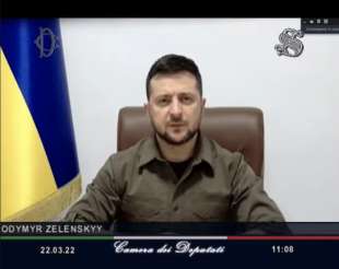 volodymyr zelensky in collegamento con la camera dei deputati 3