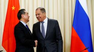 WANG YI E LAVROV