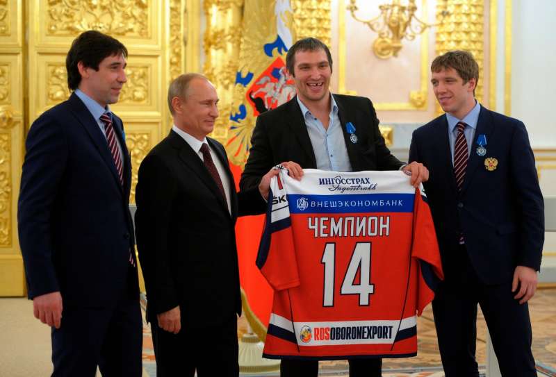 aleksandr ovechkin vladimir putin 3