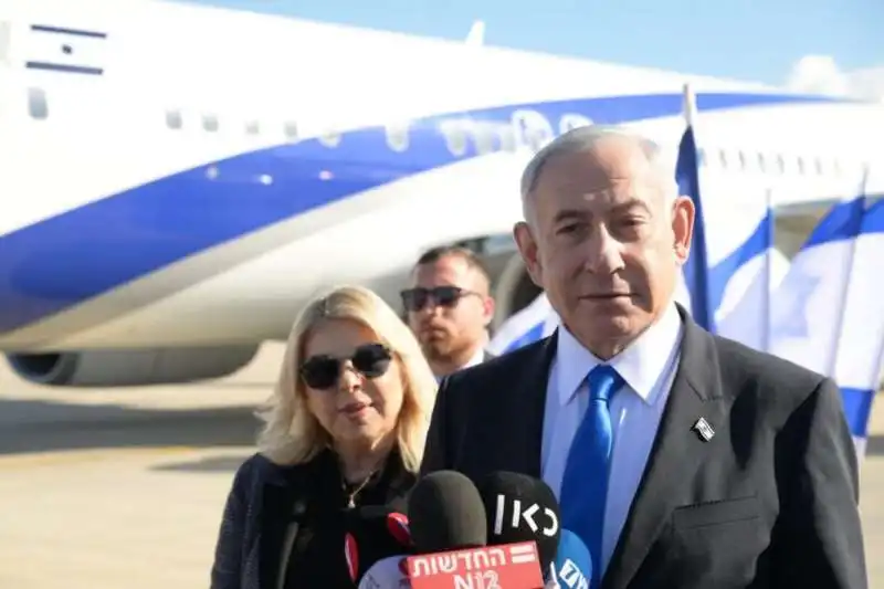 BENJAMIN NETANYAHU E LA MOGLIE SARA ARRIVANO A ROMA