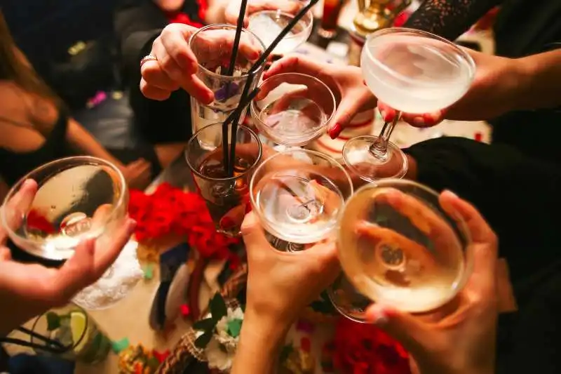 COCKTAIL E ALCOL PER L’ADDIO AL NUBILATO