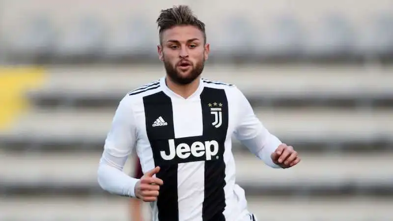 cristian bunino con la juventus under 23